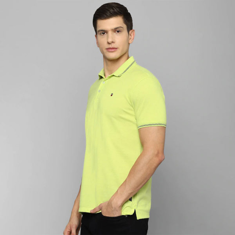 "Men Green Pure Cotton Polo Collar Slim Fit T-shirt "